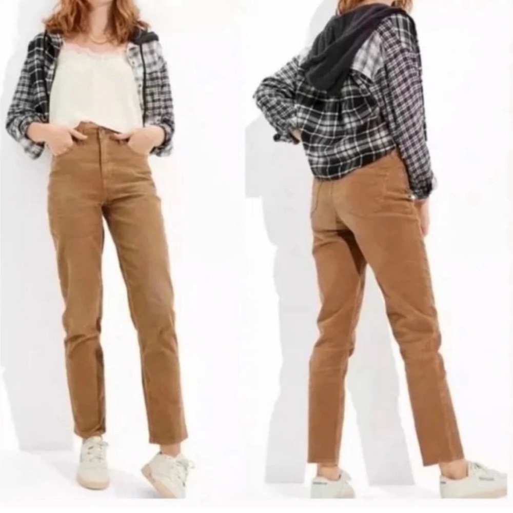 American Eagle Mom Straight corduroy